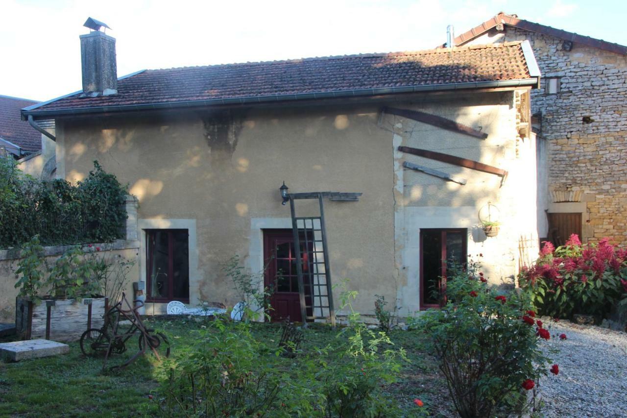 Joie De Vivre Bed & Breakfast Doulevant-le-Château Exterior photo