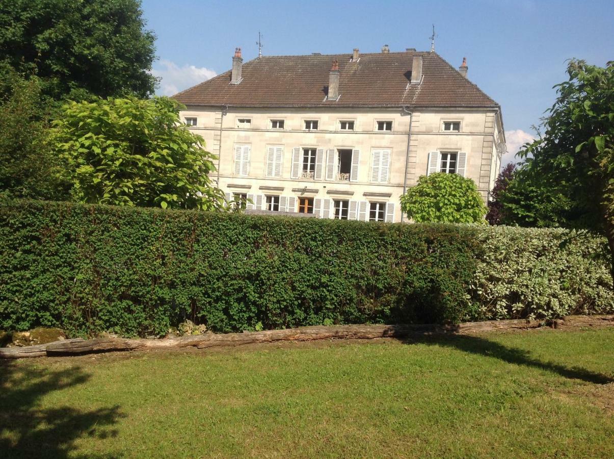 Joie De Vivre Bed & Breakfast Doulevant-le-Château Exterior photo